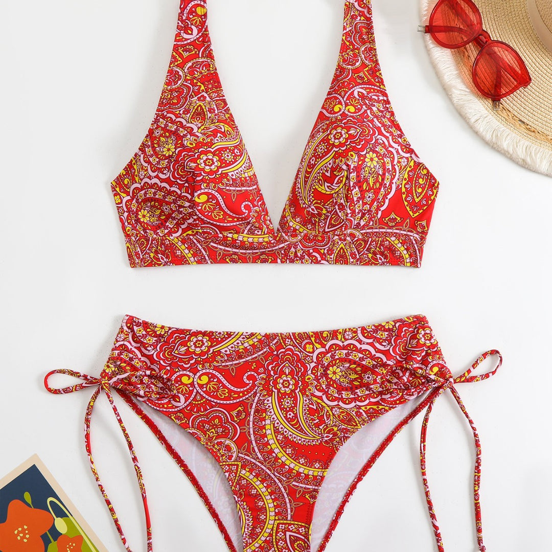 Women's Triangle Bikini with Playful Paisley Pattern Mune Fashion