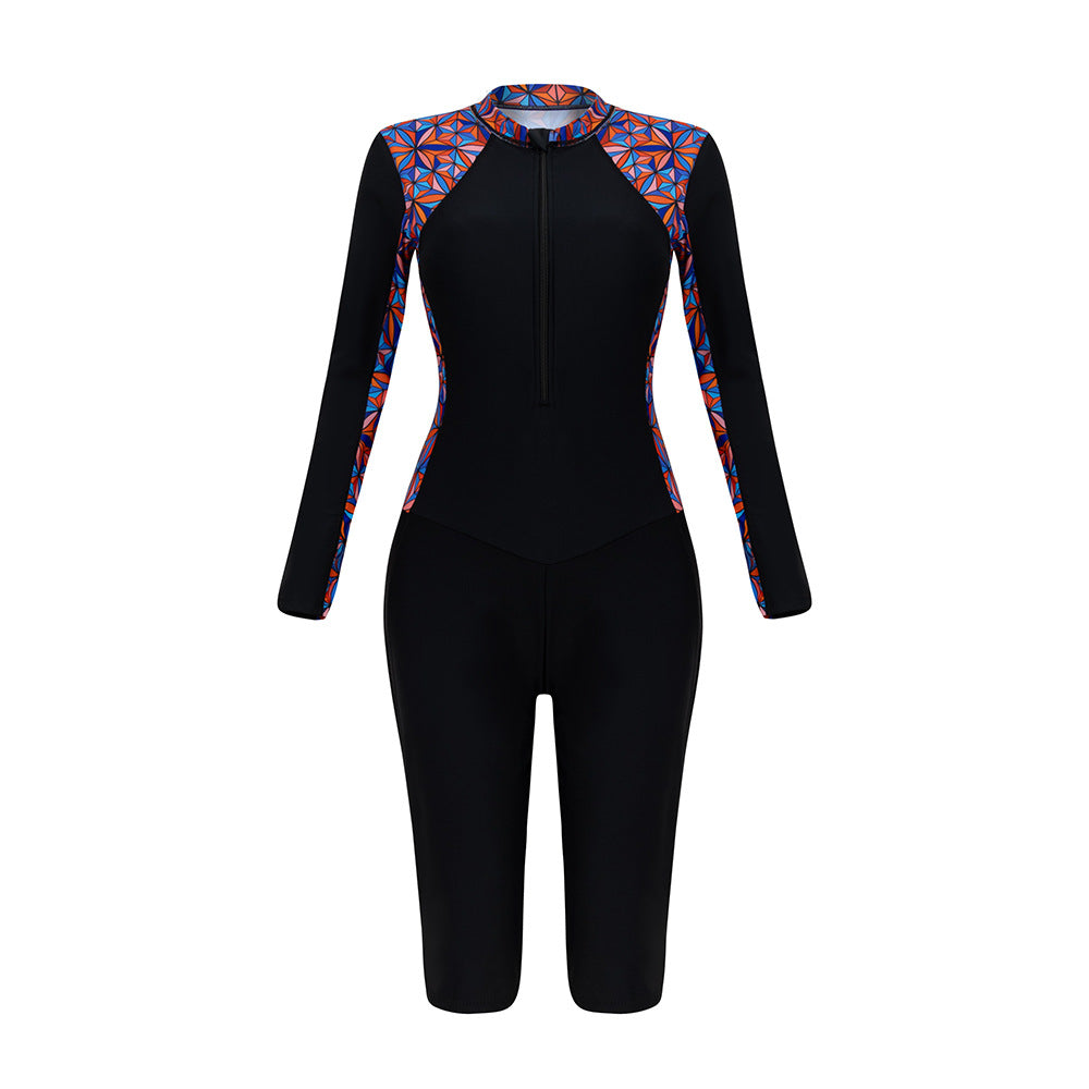 Damen Sportlicher Langarm-Neoprenanzug mit lebhaftem Blumenmuster Echo Archiv