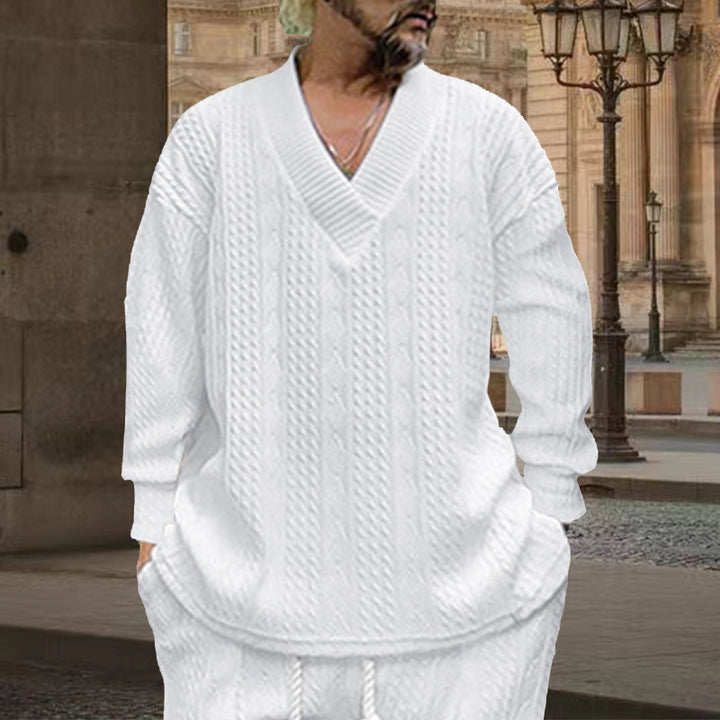 Men's chunky knit V-neck sweater with cable pattern and relaxed fit Mune Fashion