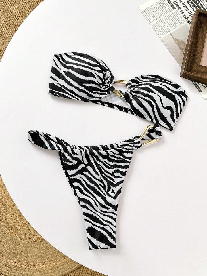 Women's bandeau bikini with decorative jewelry detail Mune Fashion