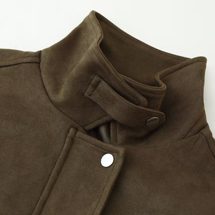Women's short jacket in utility style made of suede look with stand-up collar and cargo flap pockets Mune Fashion