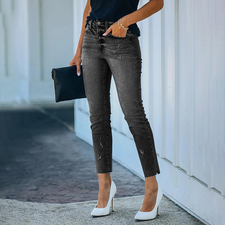 Women's Figure-Hugging High-Waisted Ankle-Length Jeans with Slightly Frayed Hem Mune Fashion