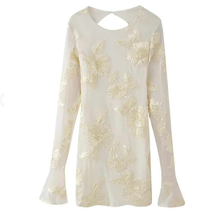Women 300+ Chiffon blouse with floral 3D embroidery, keyhole back and flared cuffs Mune Fashion