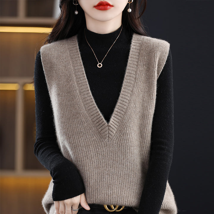 Women's Knit Long Vest with Deep V-Neck and Fine Rib Structure Mune Fashion