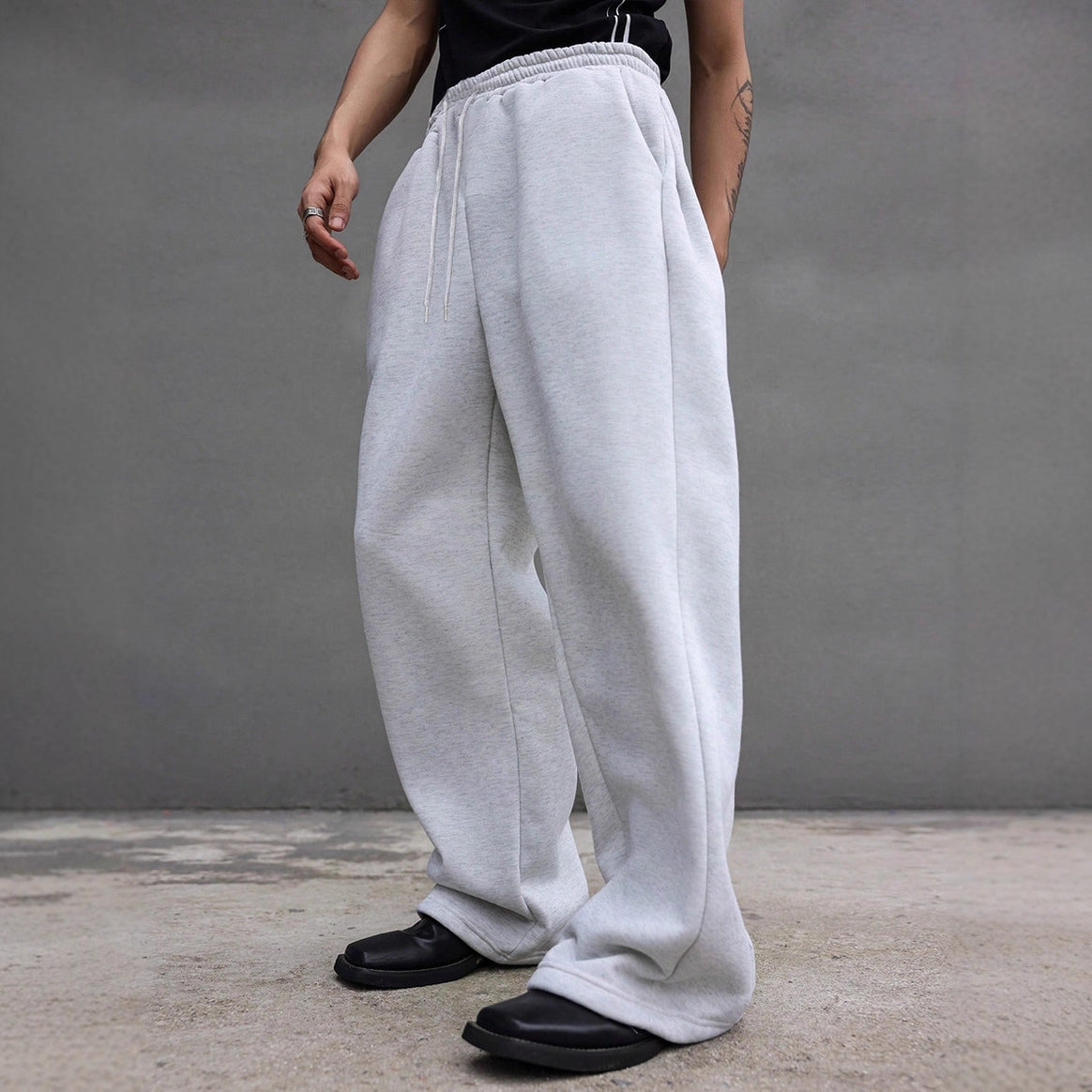 Men's Wide Oversize Sweatpants with Drawstring Waist, Fleece Lining & Side Pockets Mune Fashion