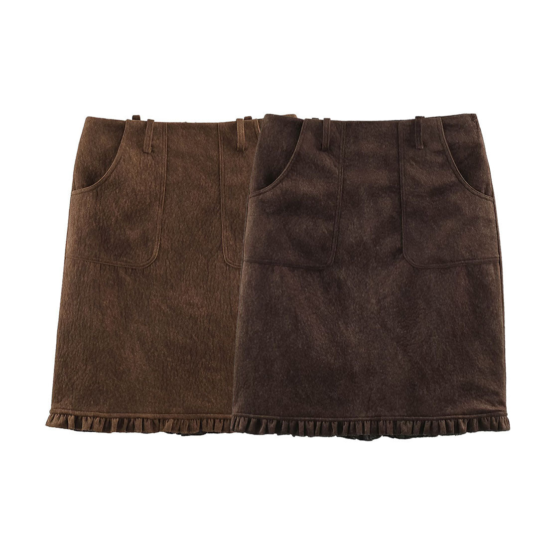 Women's knee-length A-line skirt made of suede imitation with patch pockets and ruffled hem