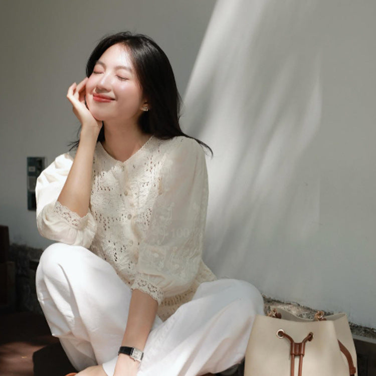 Women's Romantic Crochet Blouse with Continuous Button Placket, V-Neck and Three-Quarter Balloon Sleeves Mune Fashion