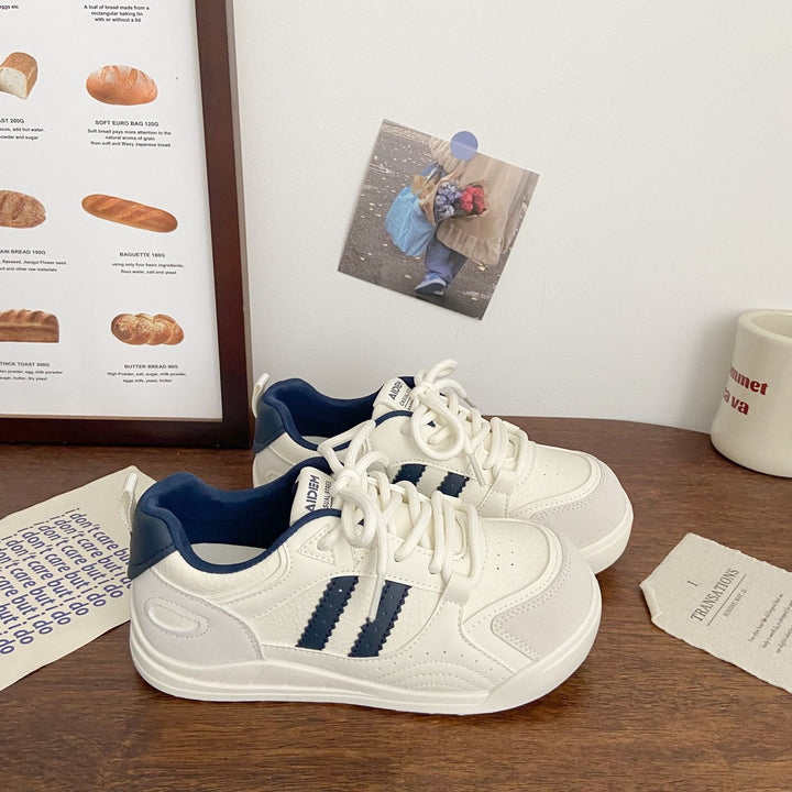 Women's sporty sneakers with breathable sole and fashionable upper material Mune Fashion