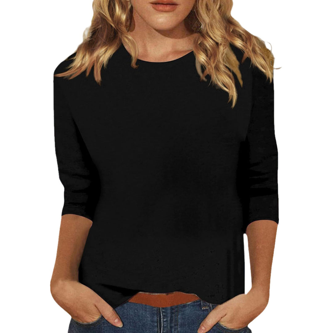 Women's Lightweight Fine Knit Shirt with Three-Quarter Sleeves and Round Neckline Mune Fashion