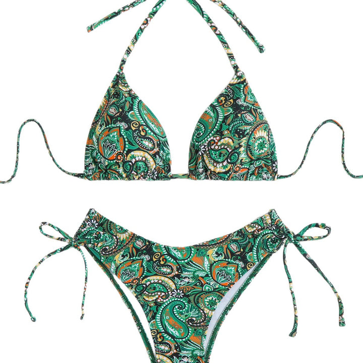 Women’s triangle bikini set with playful paisley pattern Mune Fashion