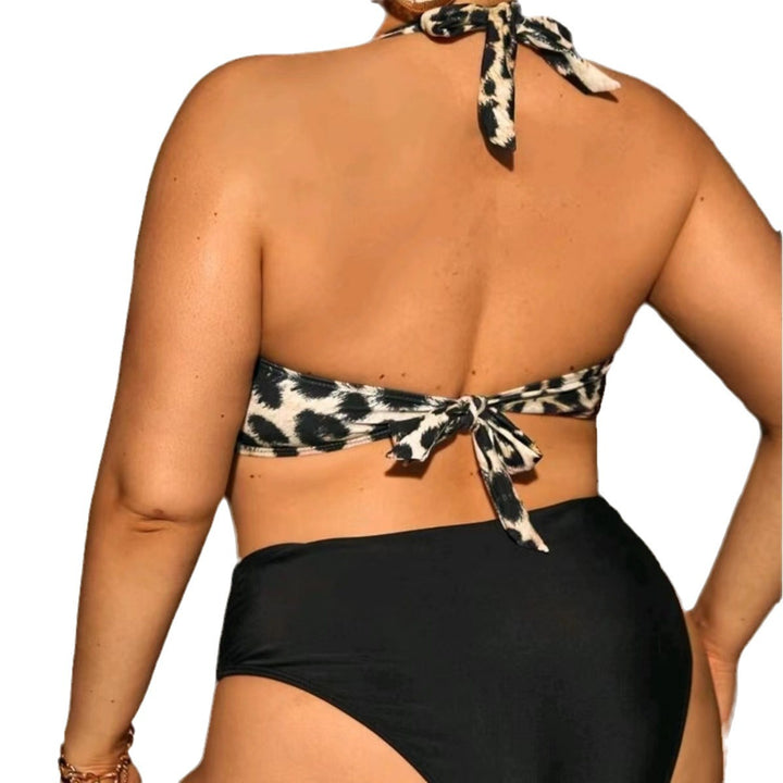 Women's Triangle Bikini with Wrap Look and Animal Pattern Mune Fashion