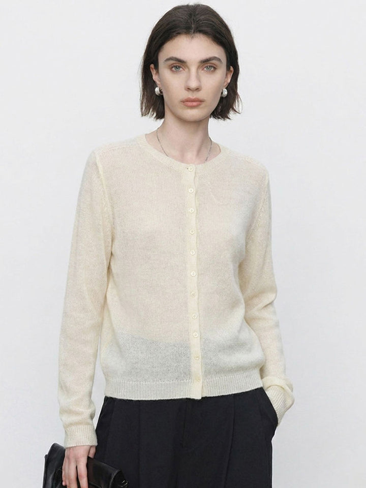 Women's fine knit cardigan with round neckline and continuous button placket Mune Fashion