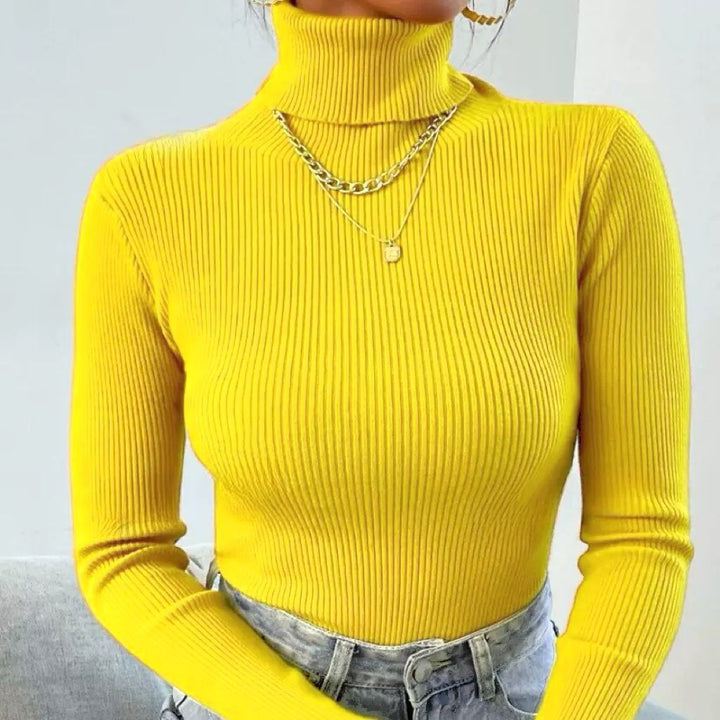 Women's Elegant Turtleneck Sweater with Fine Ribbed Texture Mune