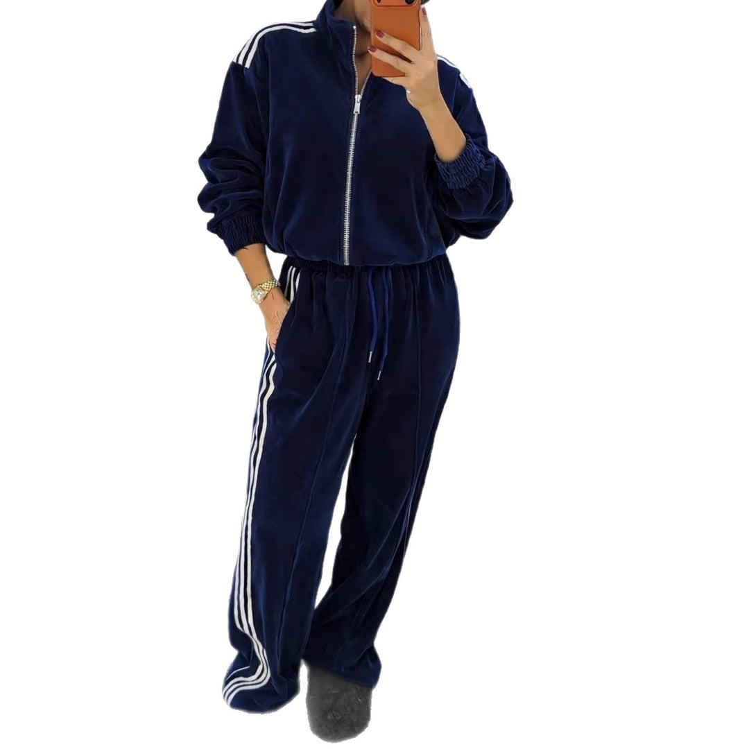 Women's luxurious velvet tracksuit set with stand-up collar and drawstring Mune Fashion