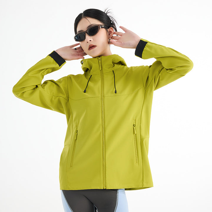 Women's Breathable Softshell Rain Jacket with Hood, Windproof and Minimalist Tech Look Mune Fashion