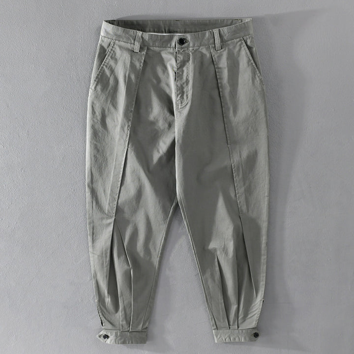 Men's tapered cargo pants with pleats and adjustable ankle straps Mune Fashion