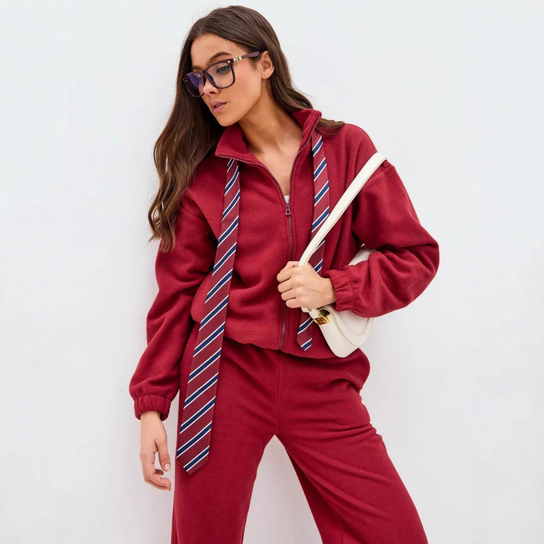Women's ultra-soft microfleece set with short stand-up collar zip jacket and wide high-waist lounge pants Mune Fashion