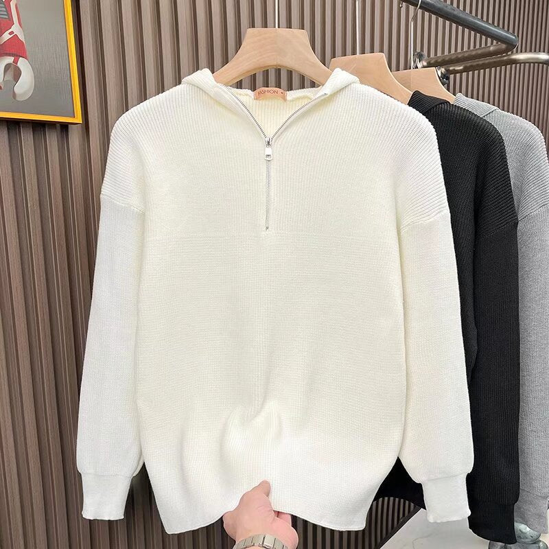 Women Comfortable Hoodie with Zipper Mune Fashion