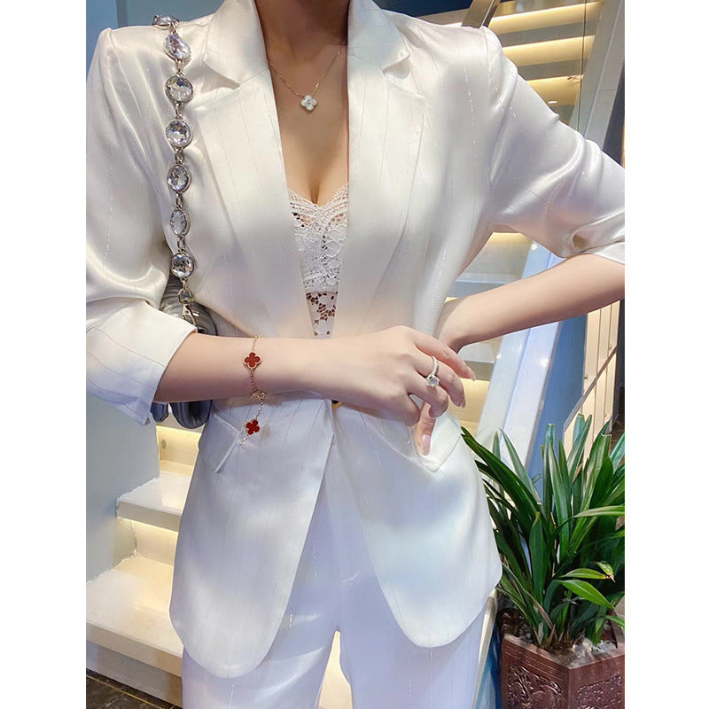 Ladies Elegant Blazer with Shiny Finish Mune Fashion