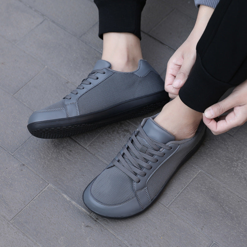 Men's urban city sneaker with seamless mesh and synthetic leather mix, cushioned EVA sole and padded heel support Mune Fashion