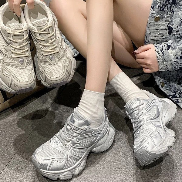 Women Comfortable Running Sneakers with Breathable Mesh Upper and Cushioning Sole Mune Fashion