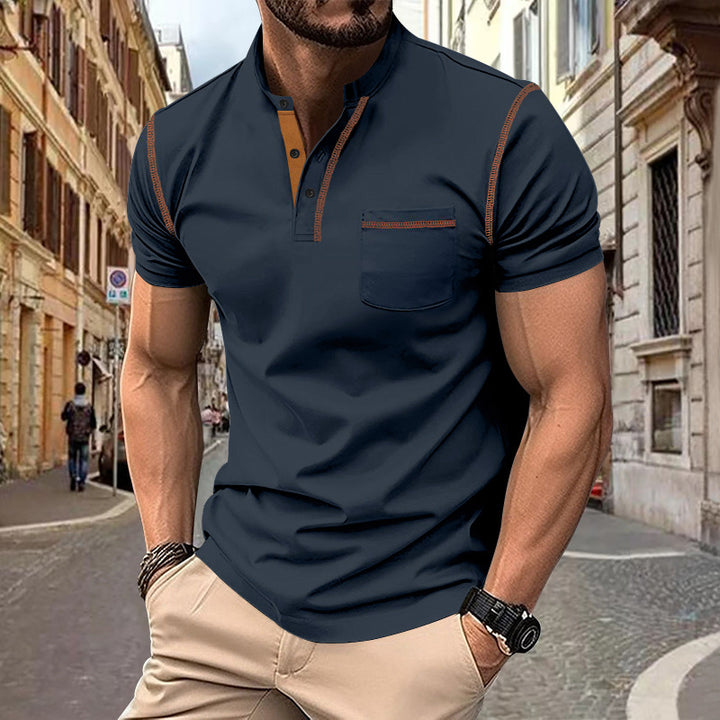 Men's short-sleeve polo in Henley style with stand-up collar, chest pocket and contrast stitching Mune Fashion