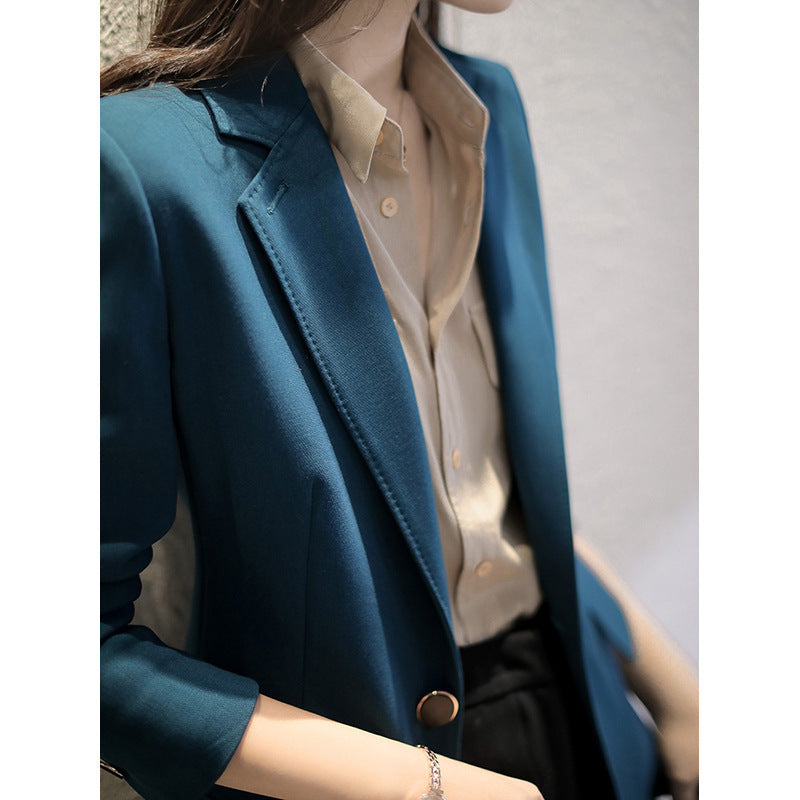 Women Elegant Blazer with Fine Cut Mune Fashion