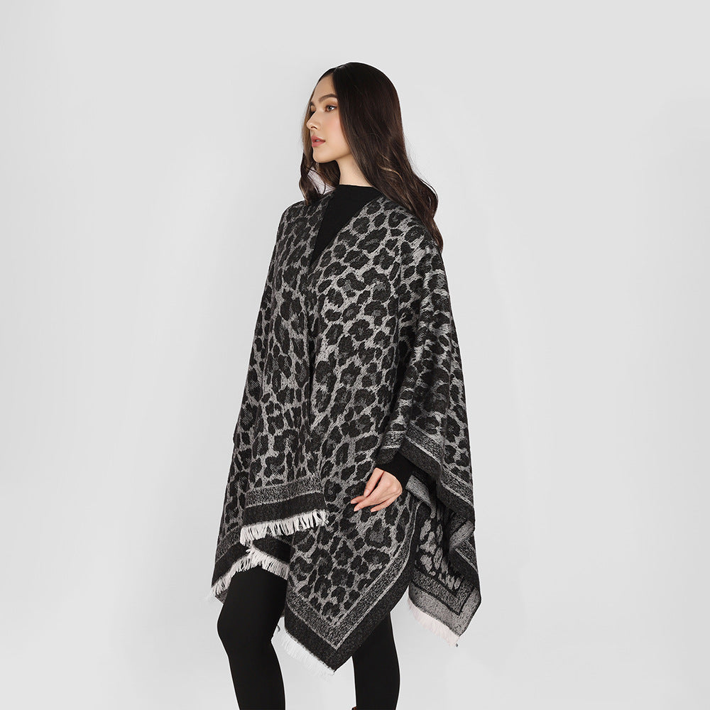 Women's Jacquard Poncho in Oversize Wrap with Leopard Print and Fringe Hem Mune Fashion