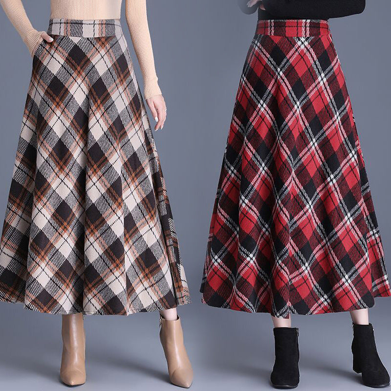 Ladies' loosely checked A-line skirt made of wool blend with high waist and side pockets Mune Fashion