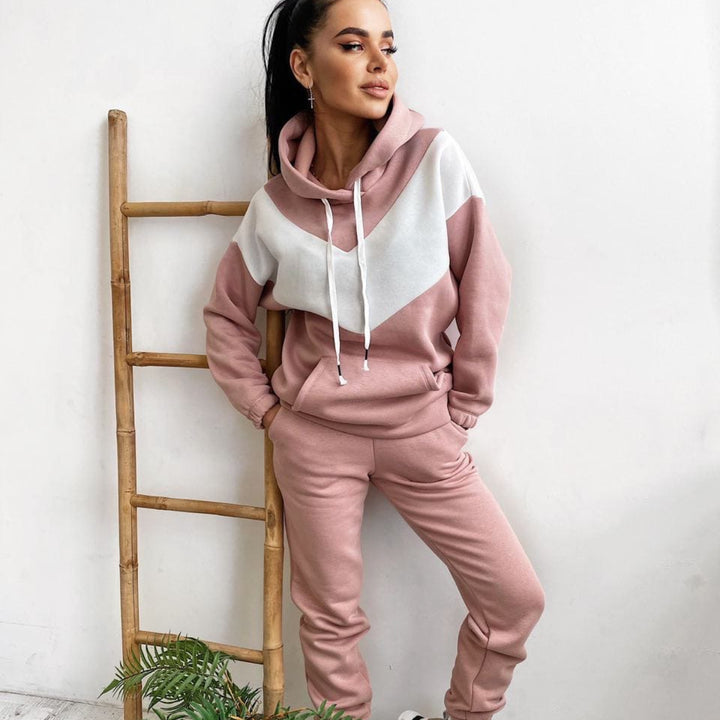 Women's two-piece loungewear set with chevron hoodie and fitted tapered joggers Mune Fashion