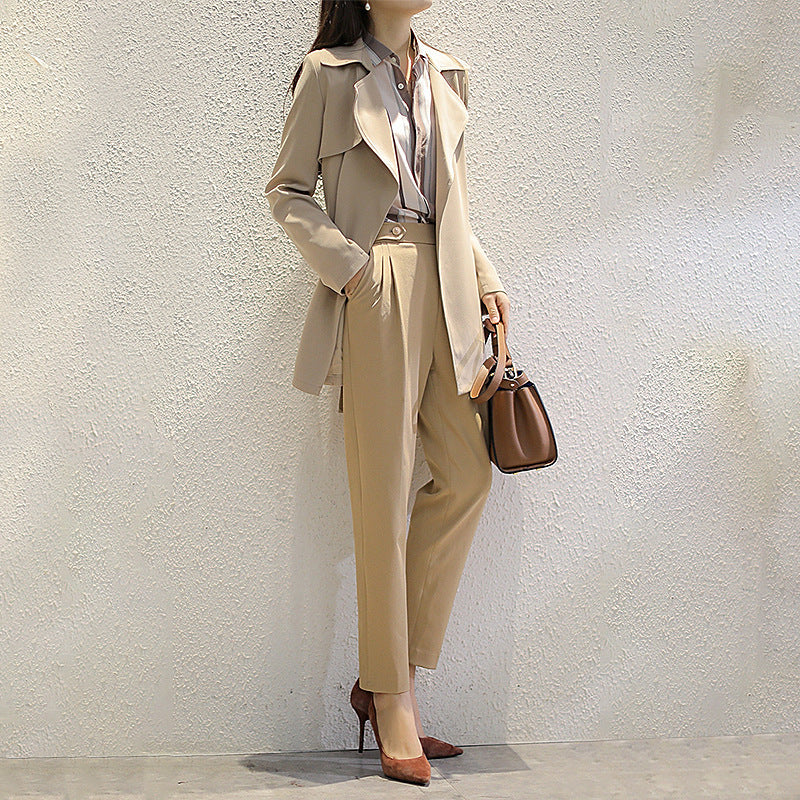 Women's Elegant Trench Coat with Waist Belt and Practical Pockets Mune Fashion