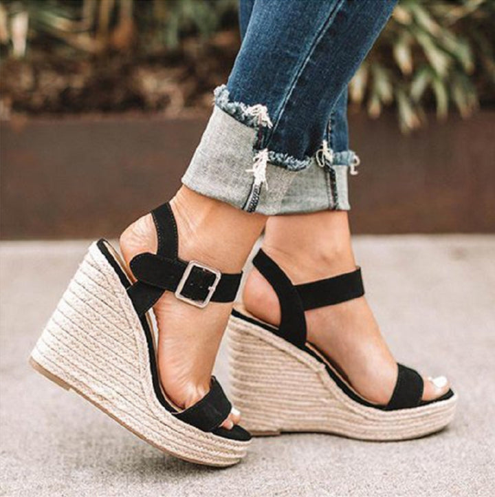 Women's espadrille wedge sandals with braided platform and adjustable strap with buckle Mune Fashion