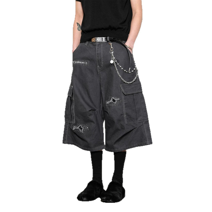 Men's Stylish Cargo Shorts with Wide Cut and Practical Pockets
