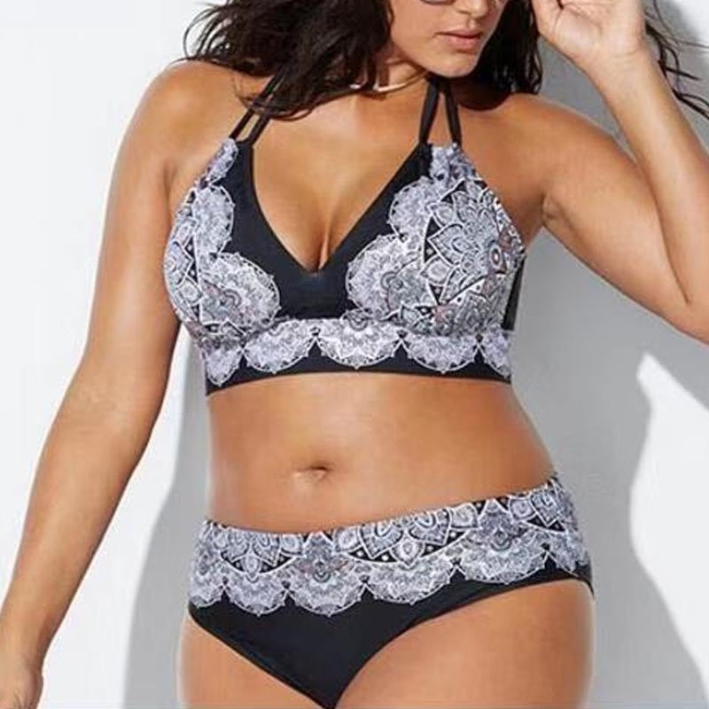 Women’s triangle bikini with contrasting designs Mune Fashion
