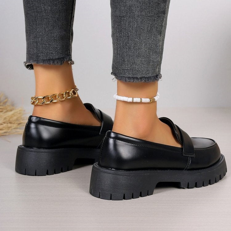 Ladies nan classic loafers with solid platform sole and padded comfort footbed Mune Fashion