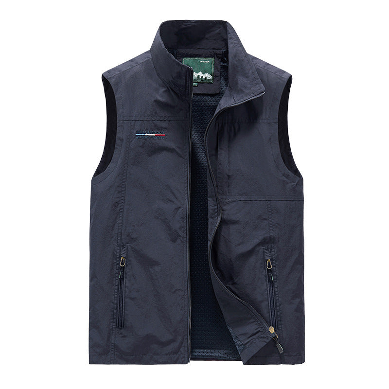 Men's warm outdoor vest with teddy lining and multiple zip pockets Mune Fashion