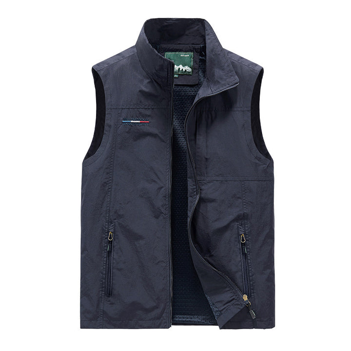 Men's warm outdoor vest with teddy lining and multiple zip pockets Mune Fashion