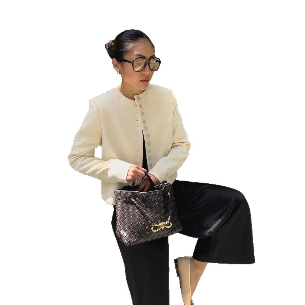 Women Elegant fitted short blazer with standing collar and decorative button placket Mune Fashion