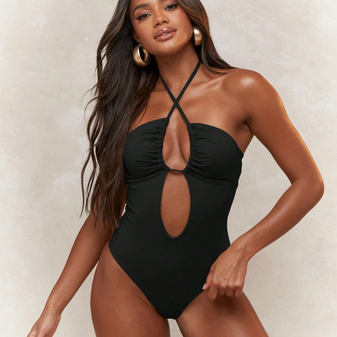 Women's One-Piece Swimsuit with Refined Keyhole Design Mune Fashion