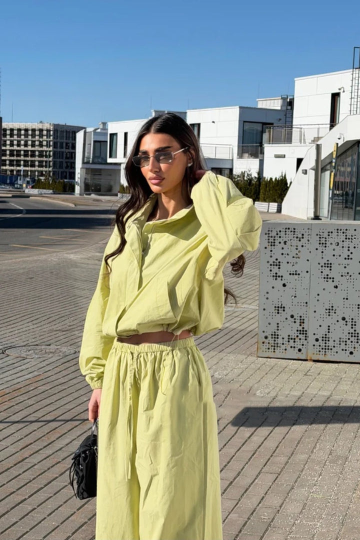 Women’s casual two-piece set made of flowing fabric with wide leg Mune Fashion