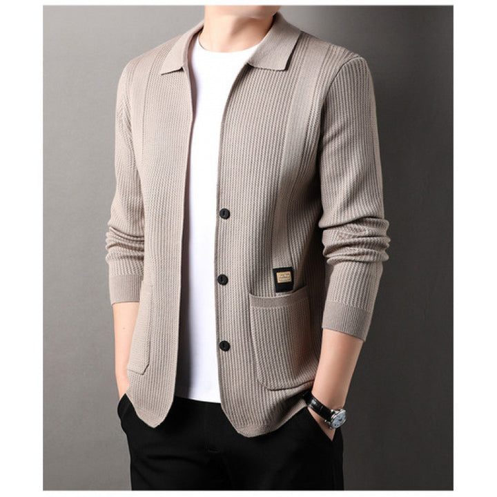 Men's finely structured cardigan with shirt collar, button placket and patch pockets Mune Fashion