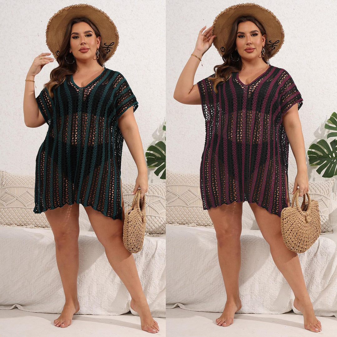 Ladies crocheted beach cover-up with V-neck and airy structure Mune Fashion