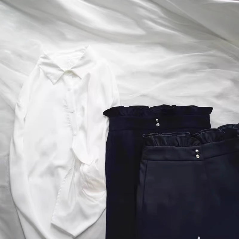 Ladies Elegant Blouse with Ruffle Details Mune Fashion