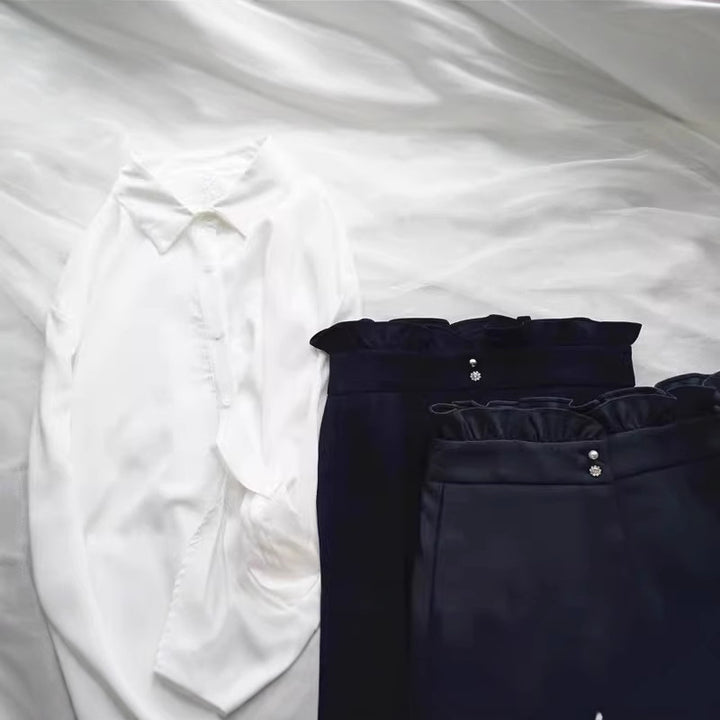 Ladies Elegant Blouse with Ruffle Details Mune Fashion