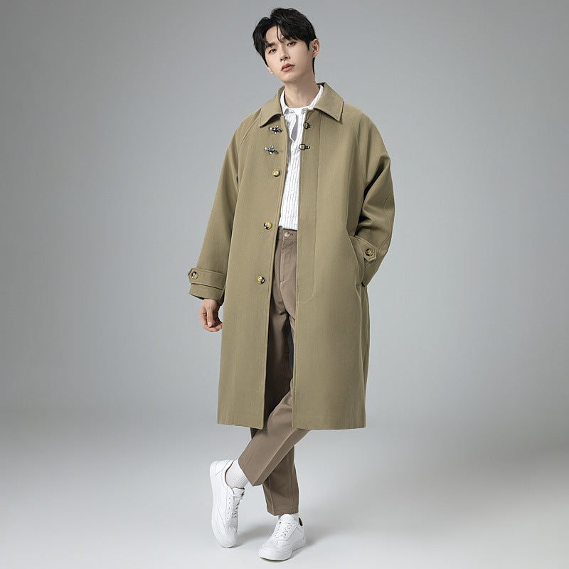 Men's long-cut coat in modern duffle style with toggle fastenings and striped interior lining Mune Fashion