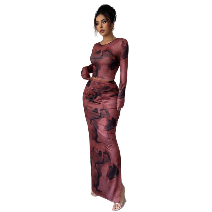 Women's two-piece fitted set made of elastic mesh with long-sleeved crop top, thumbhole, and ruched midi skirt Mune Fashion