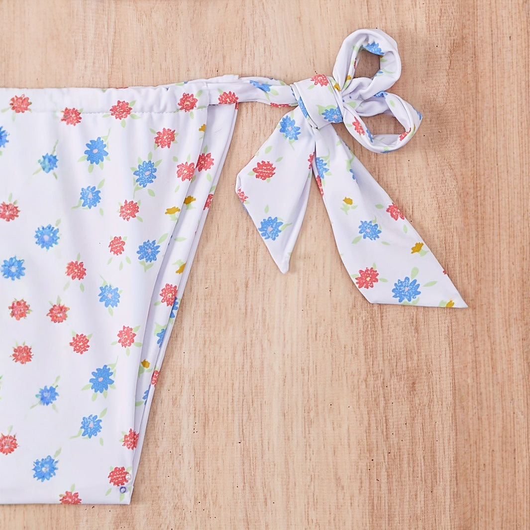 Women's floral patterned triangle bikini with playful tie Mune Fashion