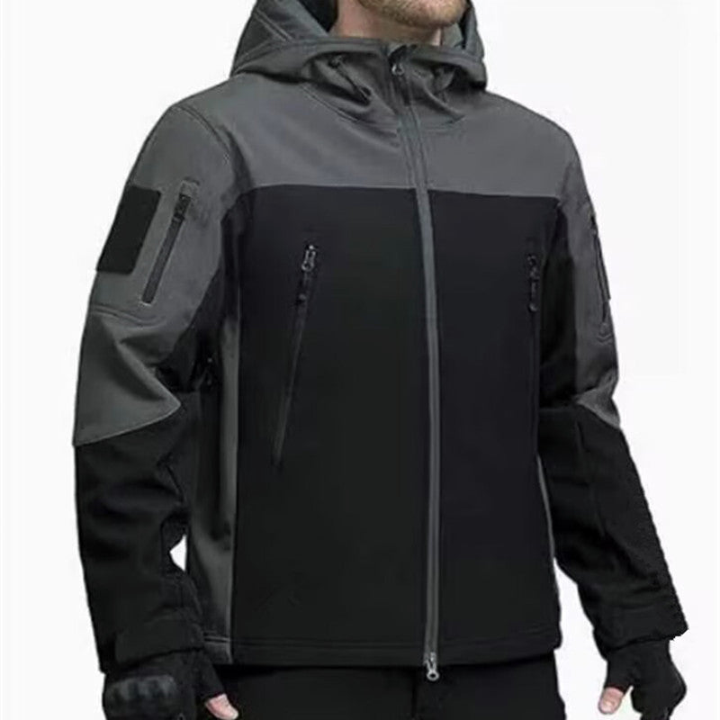 Men's Softshell Outdoor Jacket with Tactical Arm Pocket, Adjustable Hood and Water-Resistant Membrane Mune Fashion