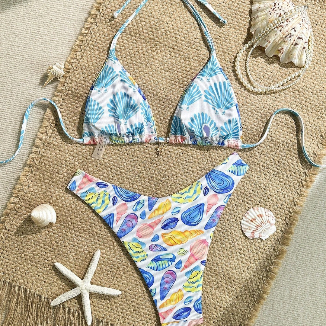 Women's cheerful floral print bikini with ruffles Mune Fashion
