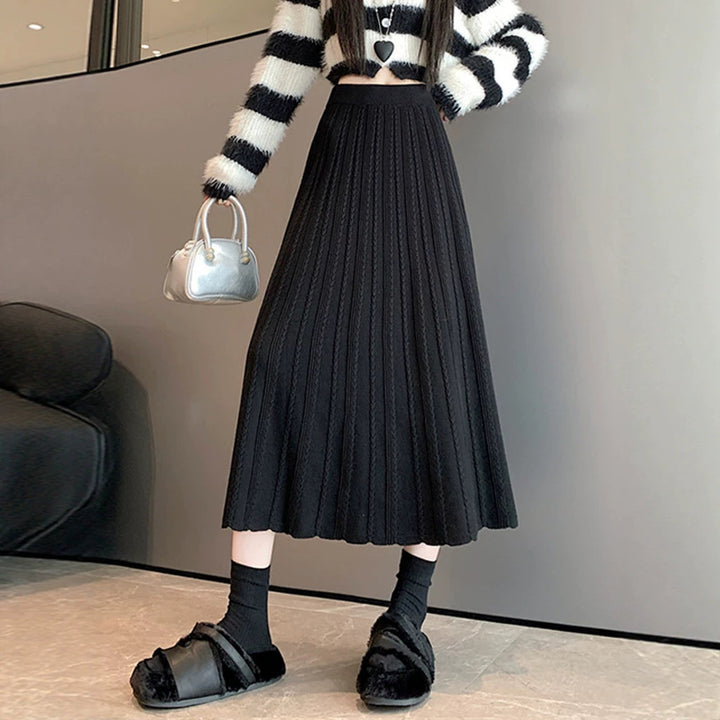 Ladies Pleated Maxi Skirt with Fine Wave Pattern Mune Fashion